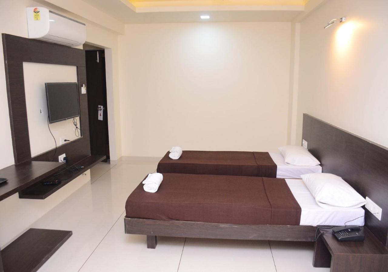 The Hotel Relax Kankavli Kankavali المظهر الخارجي الصورة